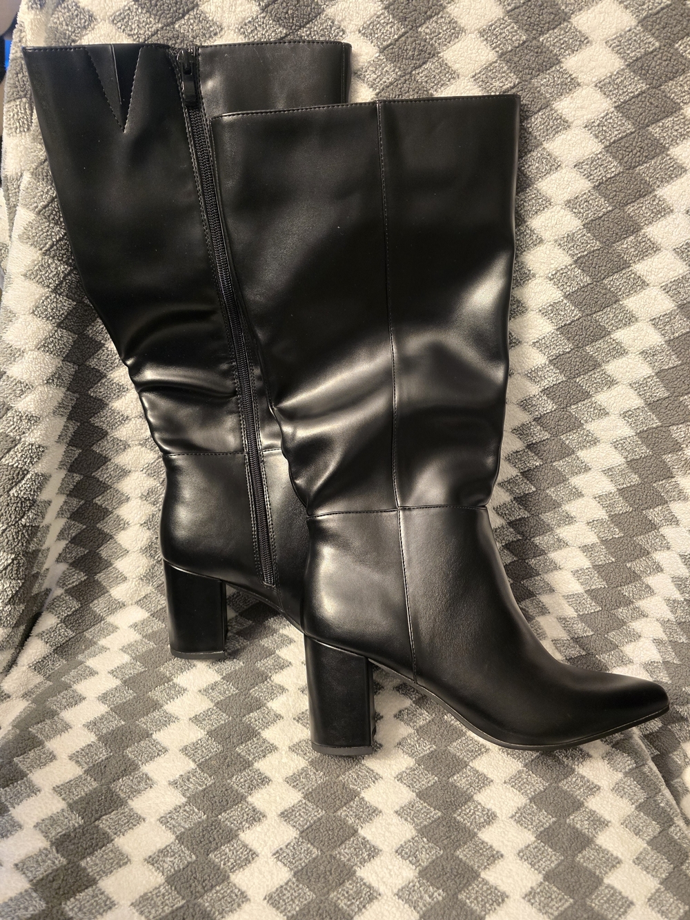 New Without Tags Classic Black Knee-High Block Heel Boots - Sleek Leather Look